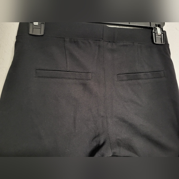HUE Ponte with Leatherette piping black leggings Size XS - Picture 3 of 3